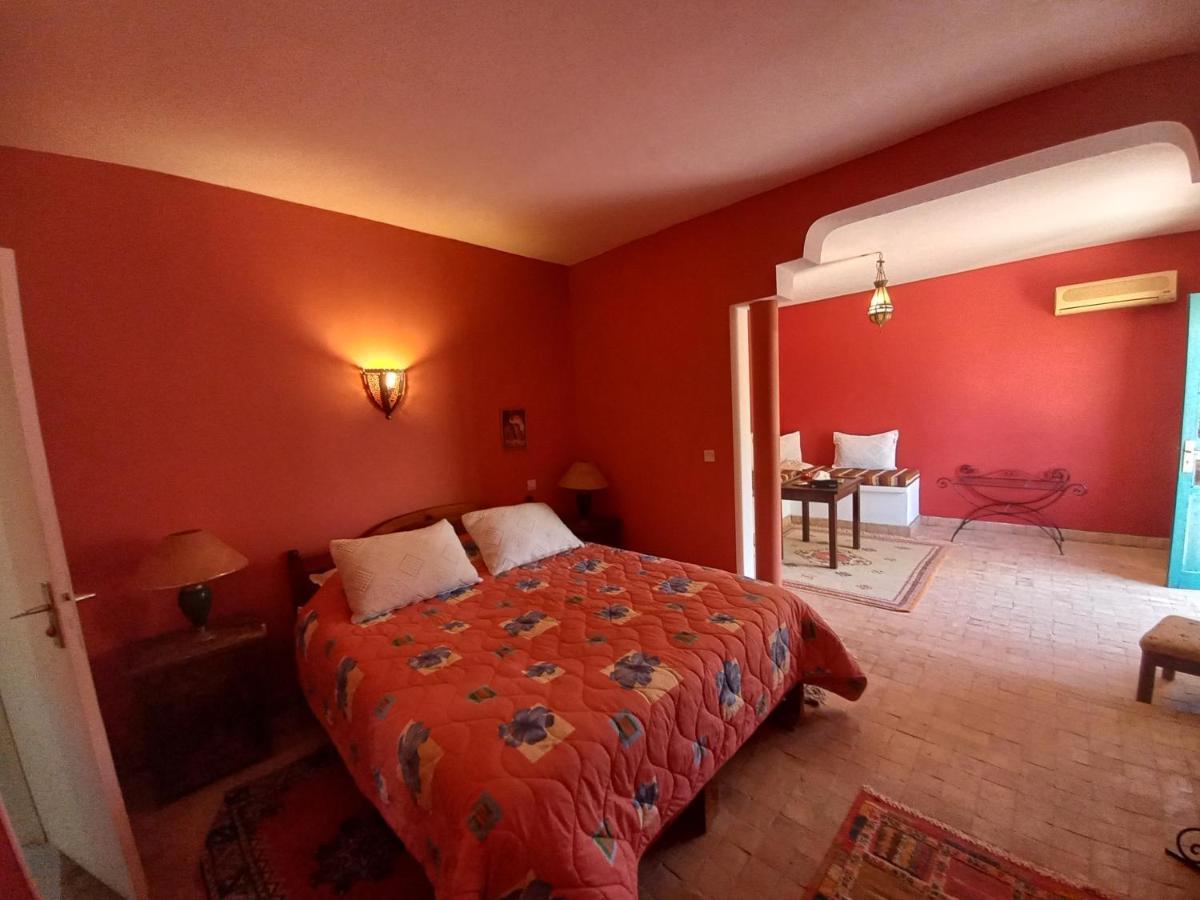 Bed and Breakfast Les Tourmalines Afeggou Exterior foto