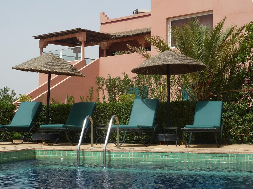 Bed and Breakfast Les Tourmalines Afeggou Exterior foto