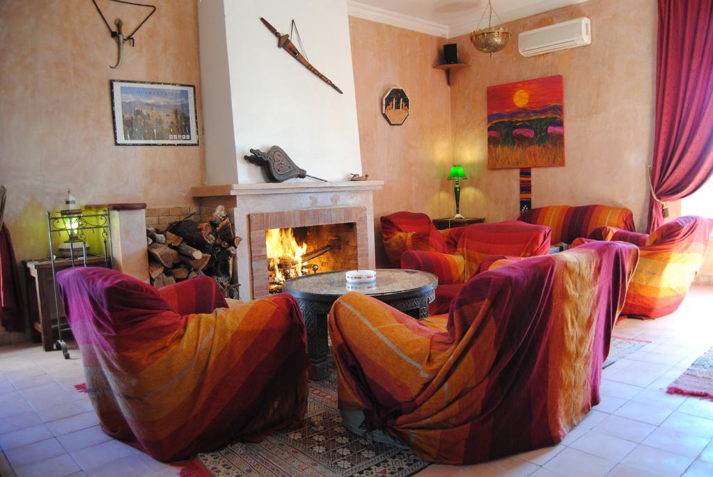 Bed and Breakfast Les Tourmalines Afeggou Exterior foto