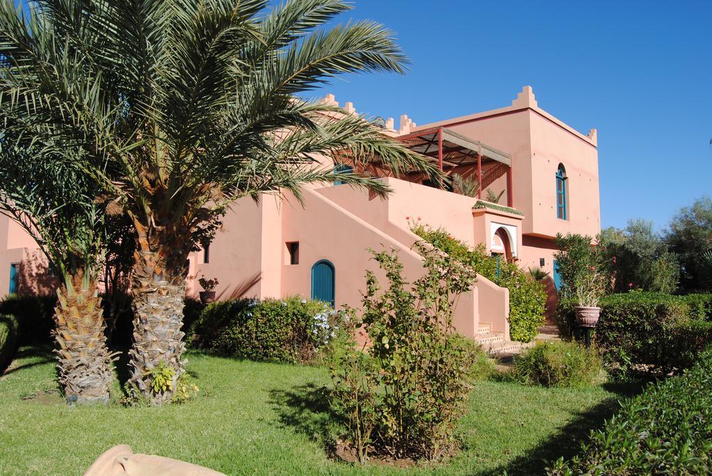 Bed and Breakfast Les Tourmalines Afeggou Exterior foto